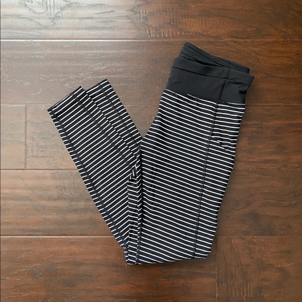 Lululemon size 8 Speed Tights